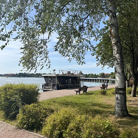 Nad Jeziorem Drwęckim W Ostródzie Z Klimatyzacją Apartamento *